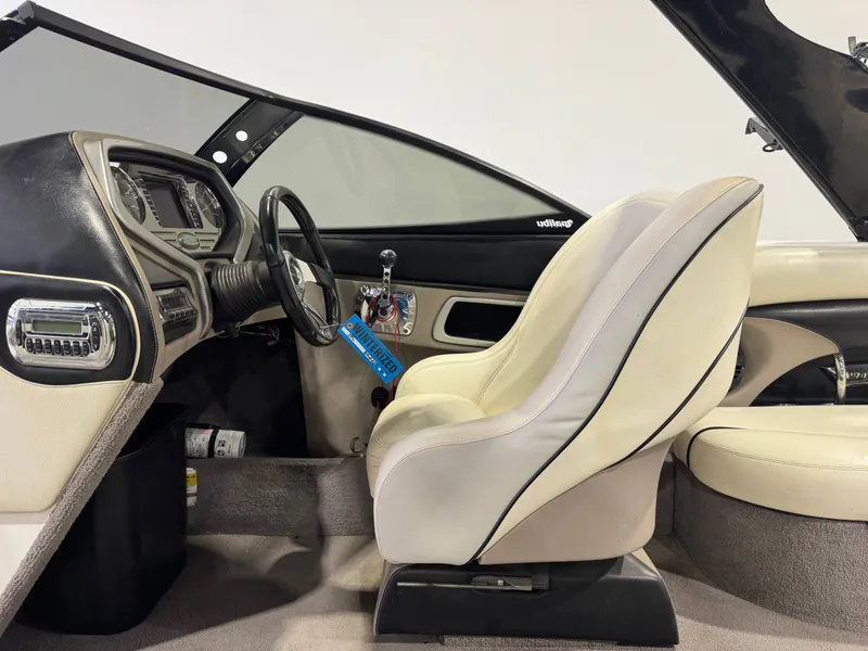 Slide: The Image of Malibu Wakesetter 23 LSV 2008 - 23