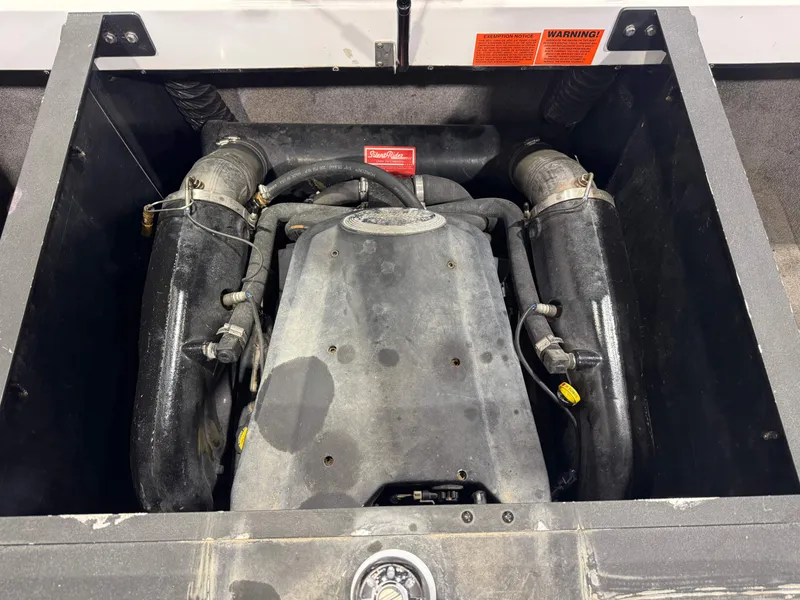 Slide: The Image of Malibu Wakesetter 23 LSV 2008 - 28