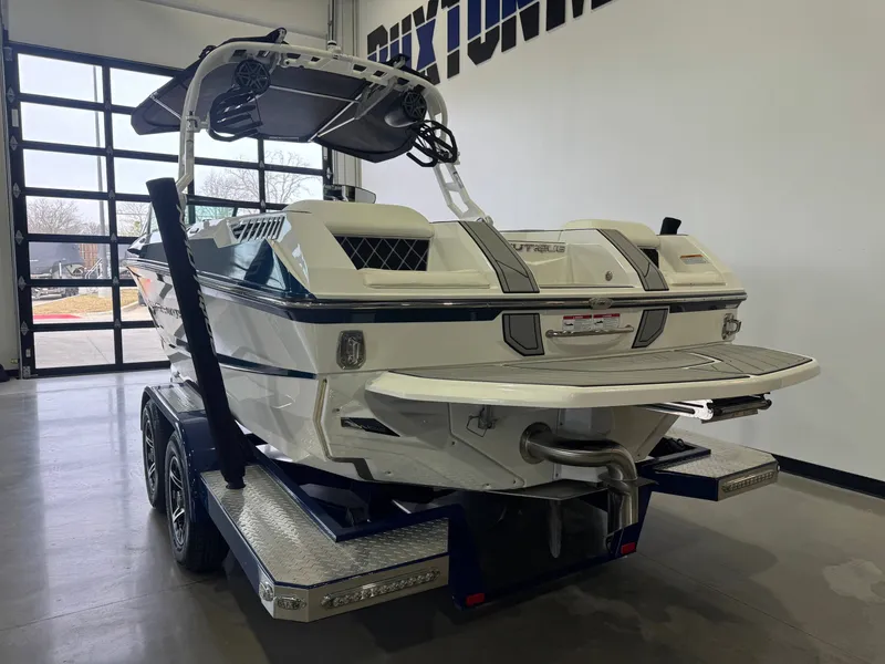 Slide: The Image of Nautique Super Air Nautique GS22 2019 - 5