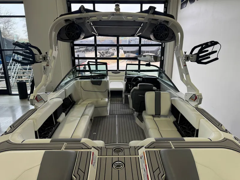Slide: The Image of Nautique Super Air Nautique GS22 2019 - 9