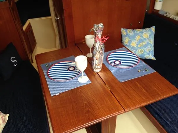 Slide: The Image of Catalina 27 Sloop 1987 - 3