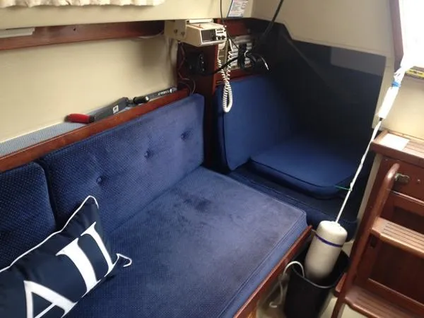 Slide: The Image of Catalina 27 Sloop 1987 - 4