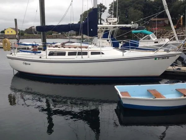 Slide: The Image of Catalina 27 Sloop 1987 - 6