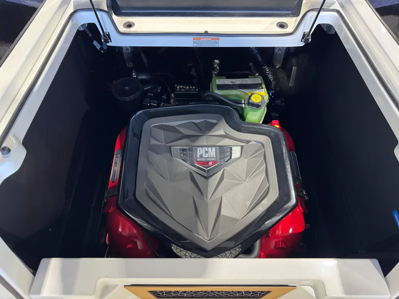 Slide: The Image of Nautique Super Air Nautique G23 2025 - 28