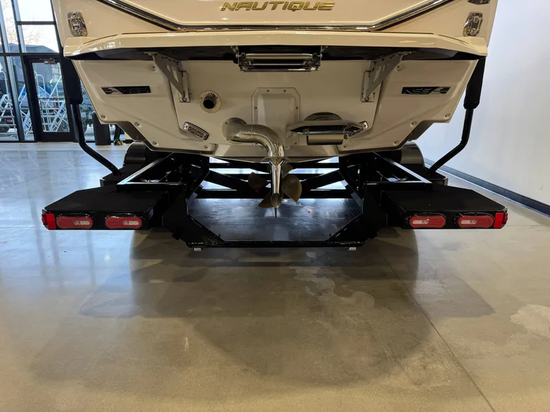 Slide: The Image of Nautique Super Air Nautique G23 2025 - 7