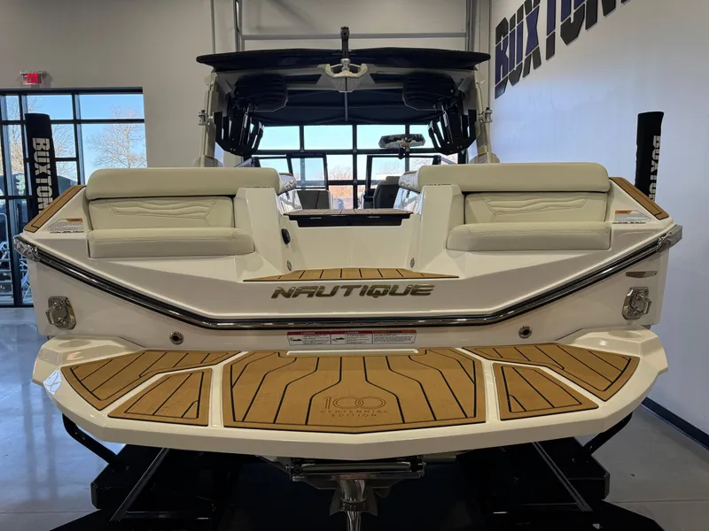 Slide: The Image of Nautique Super Air Nautique G23 2025 - 8