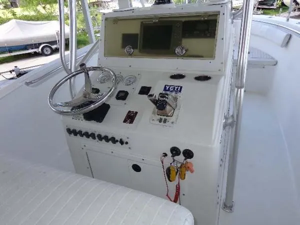 Slide: The Image of Sea Pro Center Console 2005 - 4