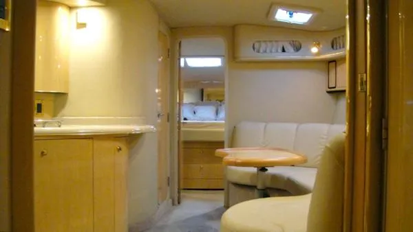 Slide: The Image of Sea Ray 400 Sundancer 2000 - 1