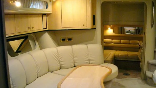 Slide: The Image of Sea Ray 400 Sundancer 2000 - 3