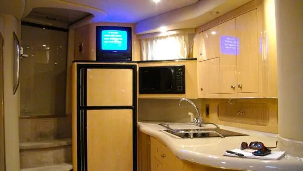 Slide: The Image of Sea Ray 400 Sundancer 2000 - 7