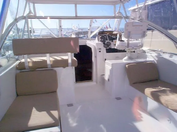 Slide: The Image of Mainship Pilot 34 Twin Diesel 2003 - 11