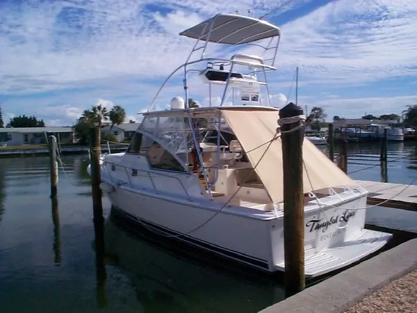 Slide: The Image of Mainship Pilot 34 Twin Diesel 2003 - 3