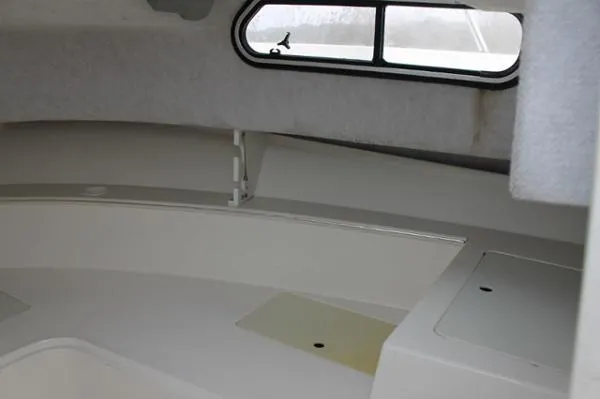 Slide: The Image of Aquasport Cabin Walkaround 1996 - 4