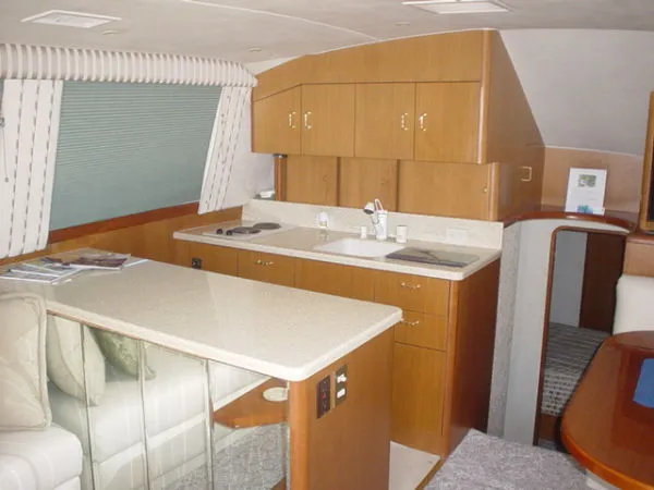 Slide: The Image of Ocean Yachts *43 Convertible* 2000 - 10