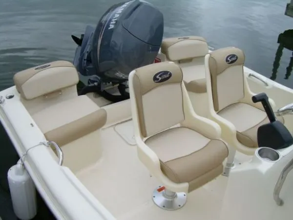 Slide: The Image of Scout Boats 2007 - 4