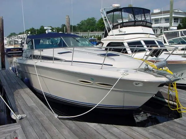 Slide: The Image of Sea Ray 390 EC 1988 - 8