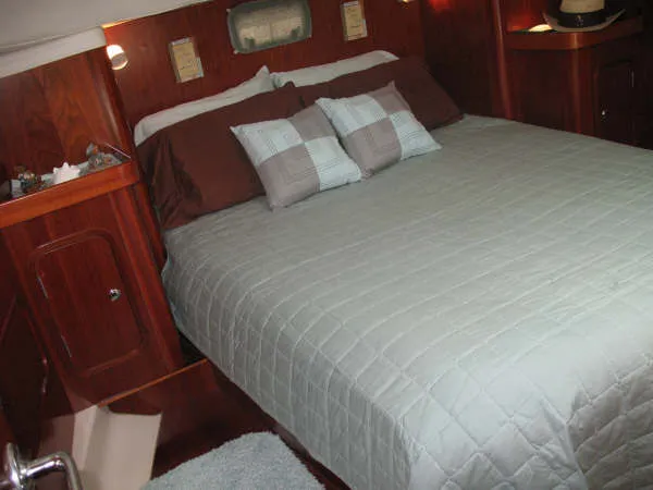 Slide: The Image of Beneteau 44 Center Cockpit 1995 - 5