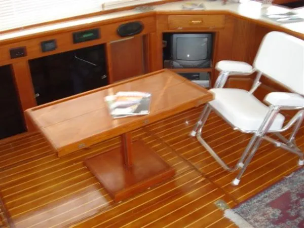 Slide: The Image of Tollycraft 44 Aft Cabin CPMY 1990 - 2