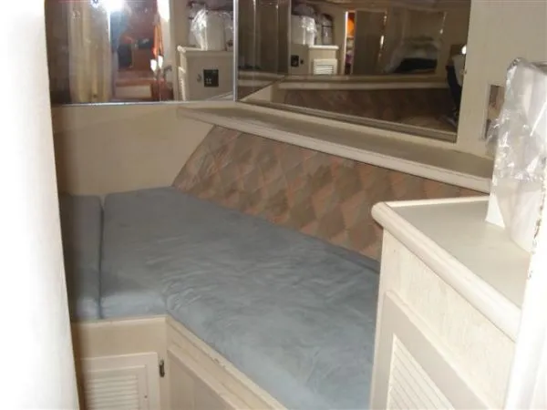 Slide: The Image of Tollycraft 44 Aft Cabin CPMY 1990 - 7