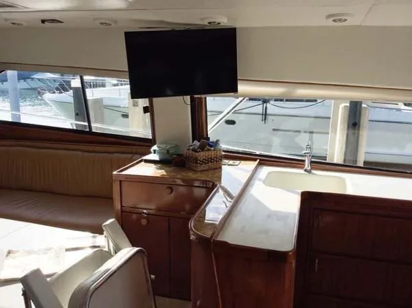 Slide: The Image of Cheoy Lee Custom Sportfish 1987 - 6