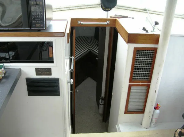 Slide: The Image of Chris-Craft *35 Commander* 1969 - 1