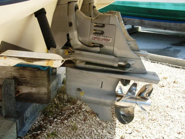 Slide: The Image of Monterey 302 Express 2002 - 10