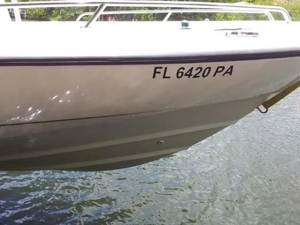 Slide: The Image of Boston Whaler 210 Outrage 2007 - 6