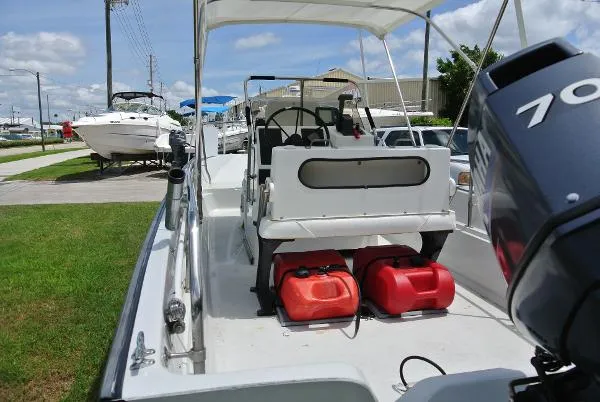 Slide: The Image of Boston Whaler 17 Montauk 1991 - 4