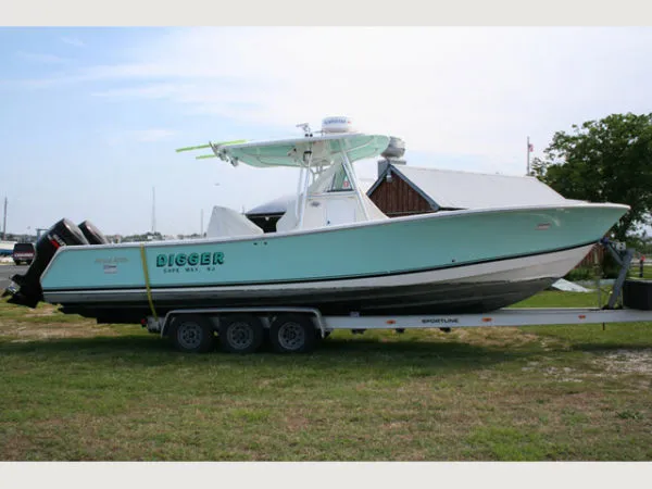Slide: The Image of Regulator Marine Center console 2004 - 0