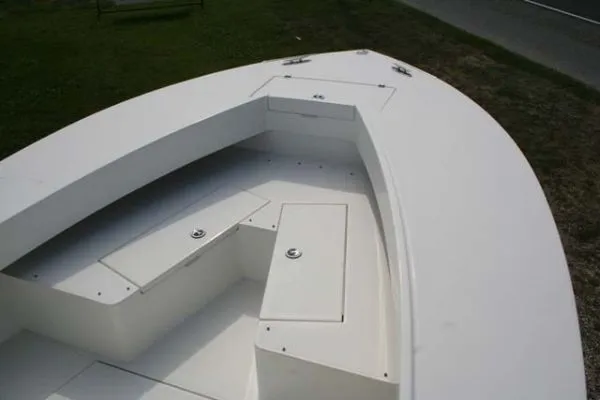 Slide: The Image of Regulator Marine Center console 2004 - 4