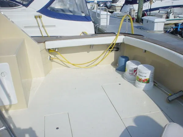 Slide: The Image of Chris-Craft Convertible 1982 - 3