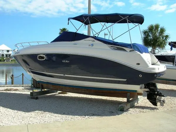 Slide: The Image of Sea Ray Sundancer 2009 - 0