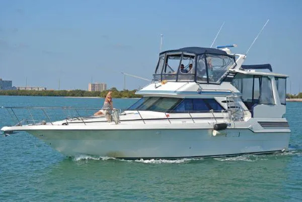 Slide: The Image of Sea Ray 440 Aft Cabin 1989 - 0