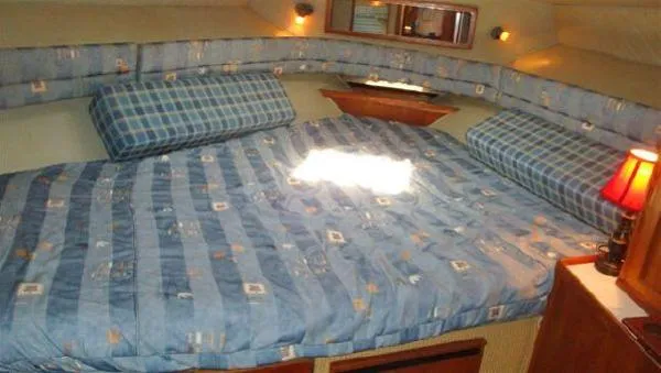 Slide: The Image of Sea Ray 440 Aft Cabin 1989 - 7