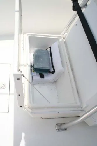 Slide: The Image of Contender Center Console 2000 - 11