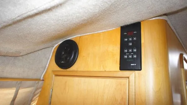 Slide: The Image of Sport-Craft Flybridge 1990 - 6