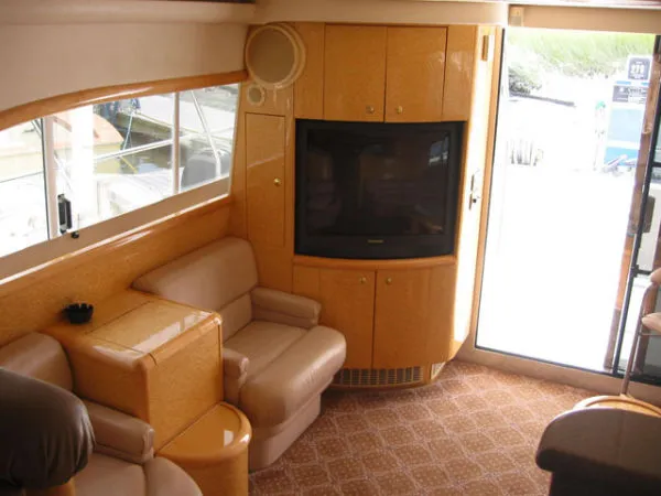 Slide: The Image of Neptunus Sedan Bridge Sport Yacht 1999 - 1