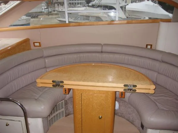 Slide: The Image of Neptunus Sedan Bridge Sport Yacht 1999 - 3