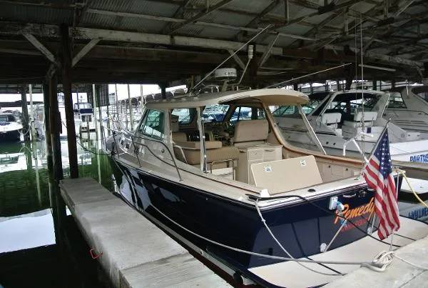 Slide: The Image of Island Packet Packet Craft Express 360 2002 - 2