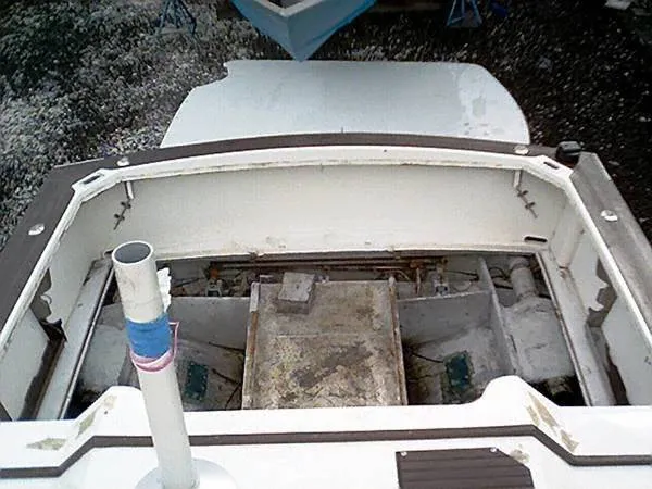 Slide: The Image of Blackfin Flybridge 1985 - 3