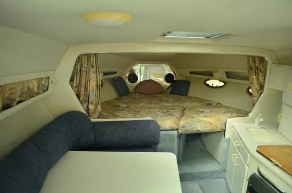 Slide: The Image of Celebrity 310 Sport Cruiser 1996 - 2