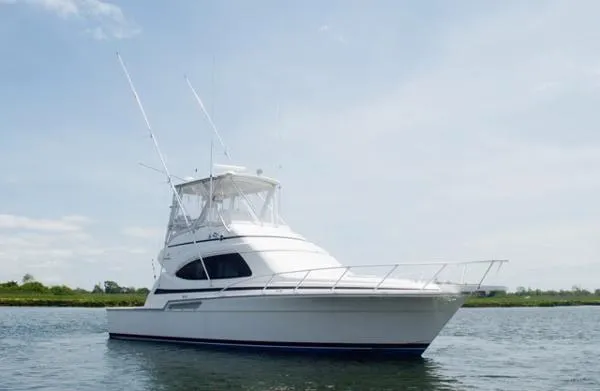 Slide: The Image of Bertram 390 Convertible 2005 - 11