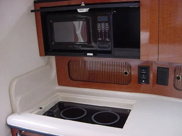 Slide: The Image of Sea Ray Sundancer 2004 - 4