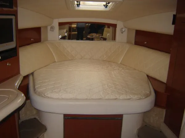 Slide: The Image of Sea Ray Sundancer 2004 - 5
