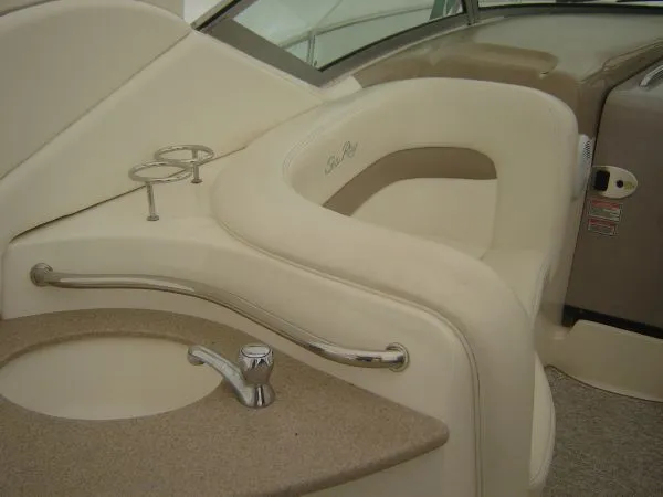Slide: The Image of Sea Ray Sundancer 2004 - 8