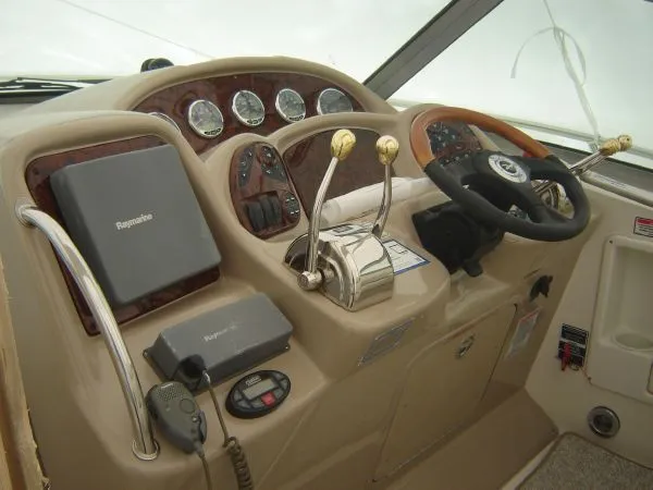 Slide: The Image of Sea Ray Sundancer 2004 - 9