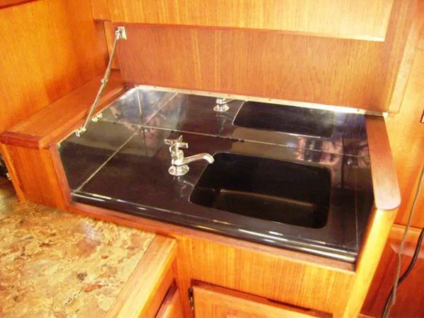 Slide: The Image of Viking 44 Aft Cabin Motoryacht 1986 - 4