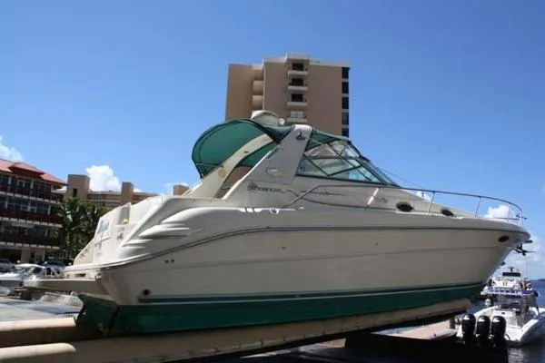 Slide: The Image of Sea Ray 330 Sundancer 1995 - 3