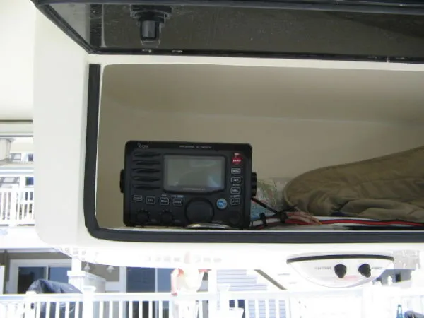 Slide: The Image of World Cat 25DC Catamaran 2006 - 6
