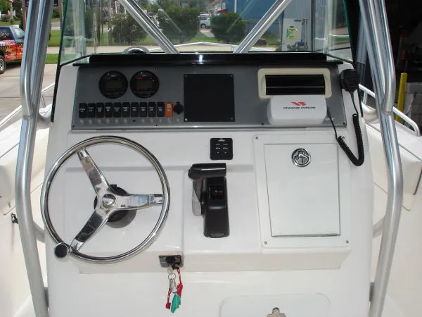 Slide: The Image of Seastrike *24 Center Console* 2007 - 6